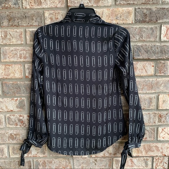 🍒💣 Modcloth paperclip print blouse - Picture 6 of 10